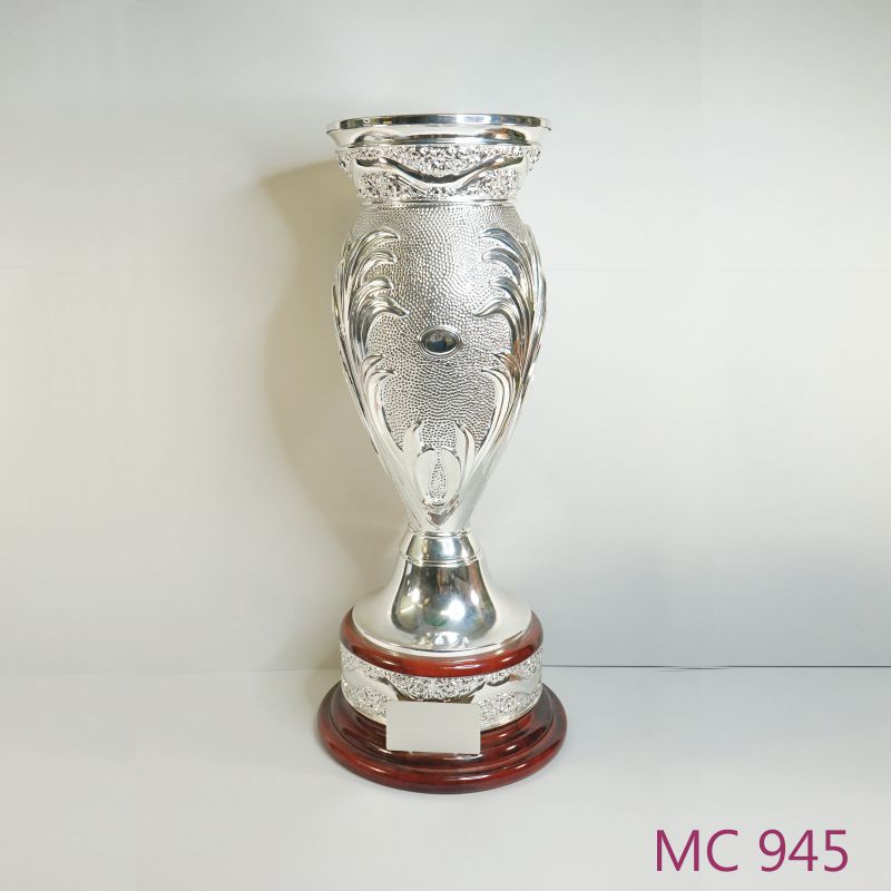 MC 945.jpg